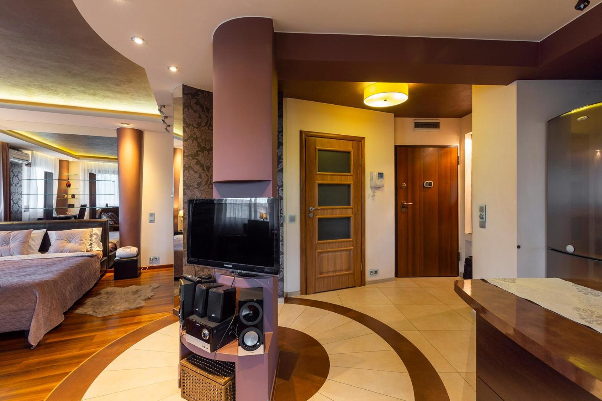 Apartament Rondo Verona - Free, Secure Parking For Guests Wroclaw Ngoại thất bức ảnh